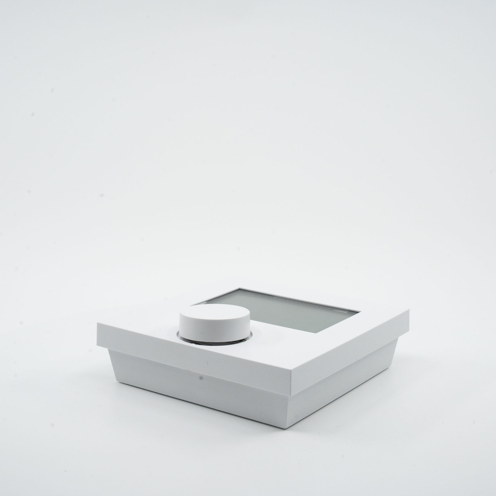 Raumregler Alpha direct Standard 230V weiss Display Triac NC RD 20203-11N4